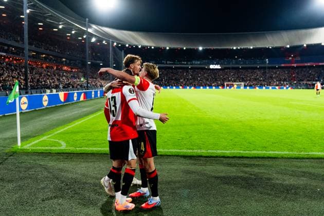 UEFA Europa League: Feyenoord v Panathinaikos F.C. Rotterdam - Anis Moussa of Feyenoord Rotterdam, Luciano Valente of Feyenoord Rotterdam, Sem Steijn of Feyenoord Rotterdam during the third match of the UEFA Europa League 2025 2026. The match is set between Feyenoord and Panathinaikos F.C. at Stadion Feijenoord De Kuip on 23 October 2025 in Rotterdam, The Netherlands. Copyright: xYannickxVerhoevenx