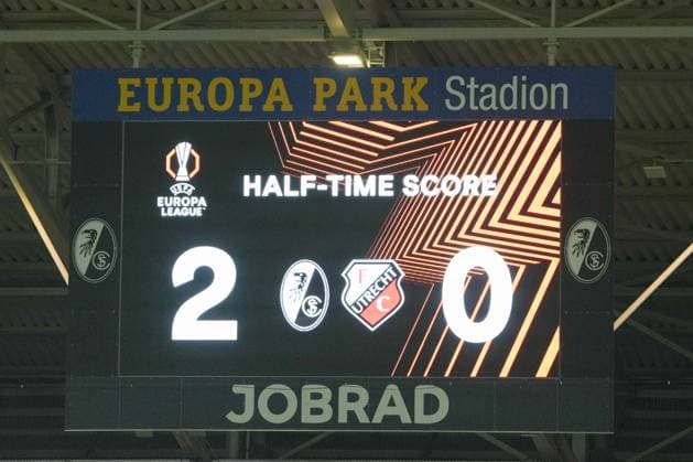 Half-Time Score 2:0 UEFA Europa League: SC Freiburg vs FC Utrecht, Europa-Park-Stadion, 24.09.2025 Baden-Württemberg Deutschland Copyright: xBEAUTIFULxSPORTS Boscox