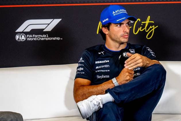 MEXICO CITY, MEXICO: Carlos Sainz, racing for the Williams Racing team during the 2025 Formula 1 Mexico City Grand Prix at the Autodromo Hermanos Rodriguez in Mexico City, Mexico