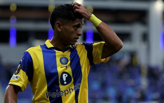 Maccabi Tel-Aviv v Midtjylland, UEFA Europa League 2025 2026 Backa Topola, Serbia. 23rd October 2025. Maccabi Tel-Aviv s Kervin Andrade during the UEFA Europa League football match between Maccabi Tel-Aviv and Midtjylland in Backa Topola, Serbia on Oct. 23, 2025. Backa Topola Serbia Copyright: xPedjaxMilosavljevic STARSPORTx x