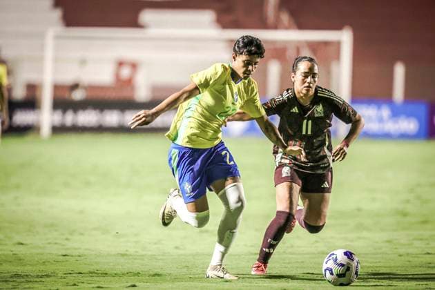 Amistoso Feminino Sub20 Brasil x México GOIÃ¢NIA, GO - 23.10.2025: AMISTOSO FEMININO SUB20 BRASIL X MÃ XICO - Friendly match between the Brazilian Women& 39;s Under-20 Team and the Mexican national team, Nationalteam held at the OnÃ sio Brasileiro Alvarenga Stadium in the city of Goiania GO, this Wednesday, 23rd. (Photo: Claudio Santos Fotoarena) x2829895x  ClaudioxSantos