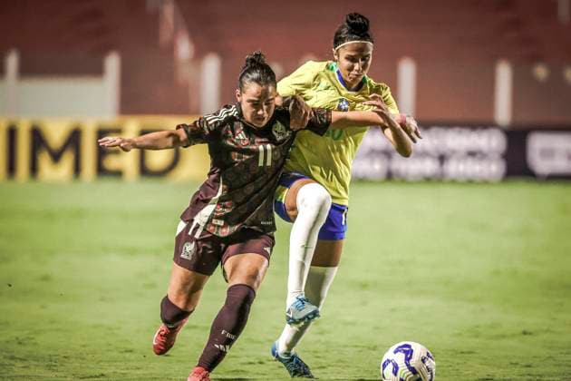 Amistoso Feminino Sub20 Brasil x México GOIÃ¢NIA, GO - 23.10.2025: AMISTOSO FEMININO SUB20 BRASIL X MÃ XICO - Friendly match between the Brazilian Women& 39;s Under-20 Team and the Mexican national team, Nationalteam held at the OnÃ sio Brasileiro Alvarenga Stadium in the city of Goiania GO, this Wednesday, 23rd. (Photo: Claudio Santos Fotoarena) x2829914x  ClaudioxSantos