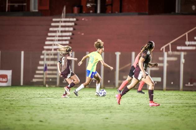 Amistoso Feminino Sub20 Brasil x México GOIÃ¢NIA, GO - 23.10.2025: AMISTOSO FEMININO SUB20 BRASIL X MÃ XICO - Friendly match between the Brazilian Women& 39;s Under-20 Team and the Mexican national team, Nationalteam held at the OnÃ sio Brasileiro Alvarenga Stadium in the city of Goiania GO, this Wednesday, 23rd. (Photo: Claudio Santos Fotoarena) x2829920x  ClaudioxSantos