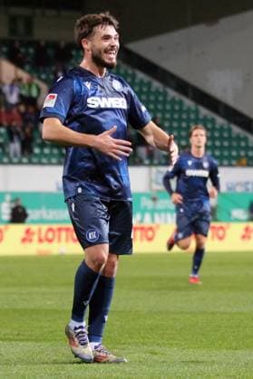 24.10.2025, xpfrx, Fussball 2.Bundesliga, SpVgg Greuther Fuerth - Karlsruher SC v.l. Torjubel nach dem Tor zum celebrating the goal celebrate 0:2 durch Lilian Egloff (Karlsruher SC KSC) (DFL DFB REGULATIONS PROHIBIT ANY USE OF PHOTOGRAPHS as IMAGE SEQUENCES and or QUASI-VIDEO) Fuerth