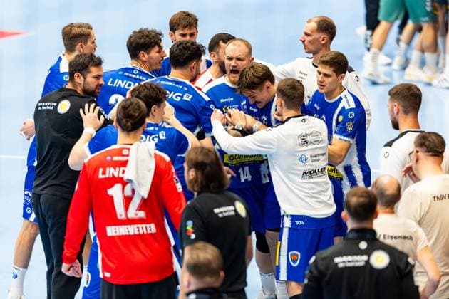 24.10.2025, GER, Handball, Maenner, Saison 25 26, Daikin 1.Bl, 10.Spieltag ThSV Eisenach - GWD Minden Peter Walz (ThSV Eisenach,14) 99817 Eisenach Werner-Assmann-Halle Am Sportp Thueringen Deutschland