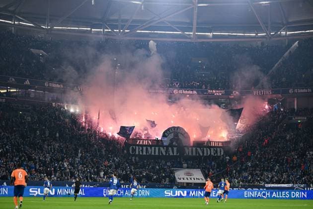 24.10.2025, Fussball, 2. Bundesliga, Saison 2025 2026, 10. Spieltag, FC Schalke 04 - SV Darmstadt, Fanchoreo SV Darmstadt, xRHR-FOTO YYx