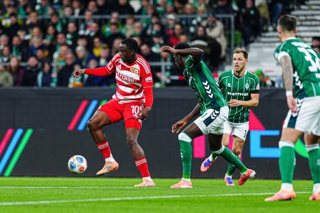 Ilyas Ansah (1. FC Union Berlin, 10), Karim Coulibaly (SV Werder Bremen, 31) GER, SV Werder Bremen vs. 1. FC Union Berlin, Fussball, Bundesliga, Spieltag 8, Spielzeit 2025 2026, 24.10.2025 DFL REGULATIONS PROHIBIT ANY USE OF PHOTOGRAPHS AS IMAGE SEQUENCES AND OR QUASI-VIDEO GER, SV Werder Bremen vs. 1. FC Union Berlin, Fussball, Bundesliga, Spieltag 8, Spielzeit 2025 2026, 24.10.2025 Bremen Copyright: xEibner-Pressefoto MarcelxvonxFehrnx EP_MFN
