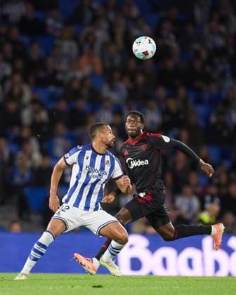October 24, 2025, San Sebastian, Guipuzcoa, SPAIN: Lucien Agoume of Sevilla FC competes for the ball with Yangel Herrera of Real Sociedad during the LaLiga EA Sports match between Real Sociedad and Sevilla FC at Anoeta on October 24, 2025, in San Sebastian, Spain. San Sebastian SPAIN - ZUMAa181 20251024_zaa_a181_066 Copyright: xRicardoxLarreinax