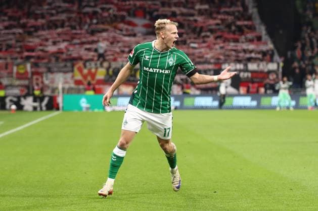 24.10.2025, xtgx, Fussball - 1.Bundesliga SV Werder Bremen - 1.FC Union Berlin v.l. Marco Gruell (Grüll, Bremen, 17) Jubel, Torjubel, jubelt ueber das Tor, celebrate the goal, celebration (DFL DFB REGULATIONS PROHIBIT ANY USE OF PHOTOGRAPHS as IMAGE SEQUENCES and or QUASI-VIDEO) Bremen *** 24 10 2025, xtgx, Fußball 1 Bundesliga SV Werder Bremen 1 FC Union Berlin v l Marco Gruell Grüll, Bremen, 17 Jubel, Torjubel, jubelt ueber das Tor, celebrate the goal, celebration DFL DFB REGULATIONS PROHIBIT ANY USE OF PHOTOGRAPHS as IMAGE SEQUENCES and or QUASI VIDEO Bremen