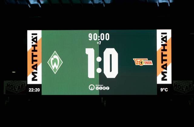Fußball, Herren, Saison 2025 2026, 1. Bundesliga (8. Spieltag), SV Werder Bremen - 1. FC Union Berlin, Anzeigetafel mit 1:0-Endstand, 24.10.2025, Copyright: xMatthiasxKochx