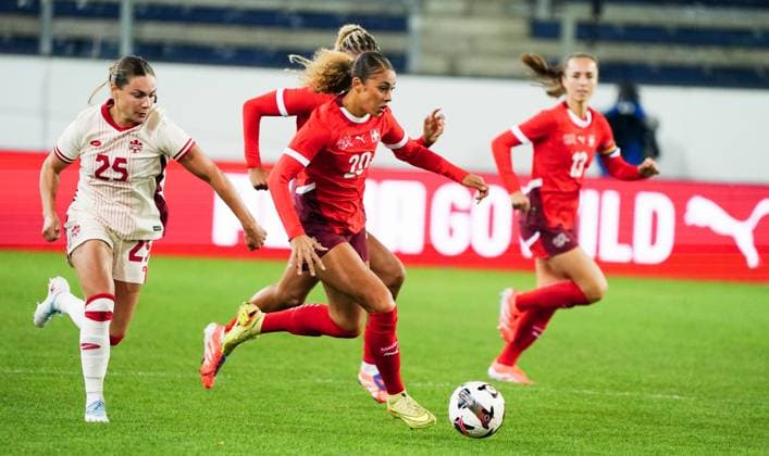 24.10.2025 Luzern Schweiz. Frauen Laenderspiel ,Testspiel Saison 2025 2026 Schweiz-Kanada. 1:0 Bild : Torschuetzin Alayah Polgrim (SUI) Aktion Einzelbild