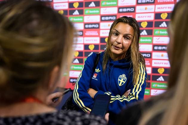 251024 Johanna Rytting Kaneryd of Sweden in the mixed zone after the Women s Nations League semifinal football match between Spain and Sweden on October 24, 2025 in Malaga. Photo: Ludvig Thunman BILDBYRAN kod LT LT0735 fotboll football soccer fotball nations league uefa womens nations league spanien sverige sweden spain dam bbeng semifinal Copyright: LUDVIGxTHUNMAN BB251024LT152