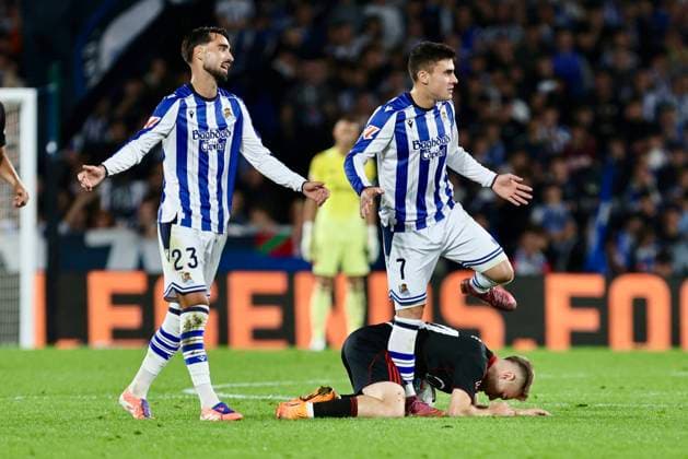 Spanish La Liga EA Sports soccer match between Real Sociedad and Sevilla at Reale Arena Stadium in San Sebastian, Spain 24 October 2025 900 Cordon Press  900 CordonxPress LOF - Real Sociedad vs Sevilla