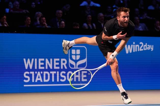 Lorenzo Musetti of Italy returns a backhand to Corentin Moutet of France during the Quarter-finals match at Erste Bank Open 2025 at Wiener Stadthalle on October 24, 2025 in Vienna, Austria. (Photo by Camilla Stolen, Imago) Vienna Austria Copyright: xCamillaxStolenx L1074418