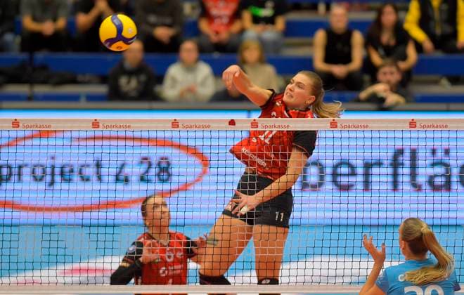 24.10.2025, Dresdens Marta Levinska, Volleyball, 1. Bundesliga, Dresdner SC - VC Wiesbaden, (c) Dresden