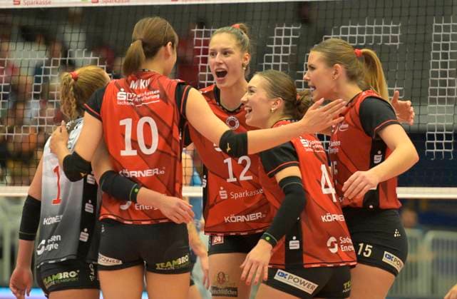 24.10.2025, Dresdner Jubel, Mitte Mette Pfeffer, Volleyball, 1. Bundesliga, Dresdner SC - VC Wiesbaden, (c) Dresden