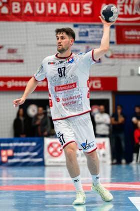 Huettenberg: HBL - 25 26 - TV Huettenberg - SG BBM Bietigheim David Kuntscher (Huettenberg) Huettenberg Sportzentrum Deutschland