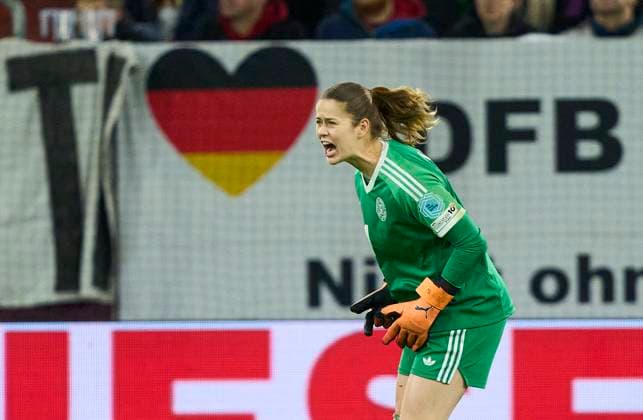Stina Johannes goalkeeper of Team Germany in the Women s Nations League 2025 Semi-Final first leg match GERMANY - FRANCE 1-0 on October 24, 2025 in Düsseldorf, Germany. Season 2025 2026