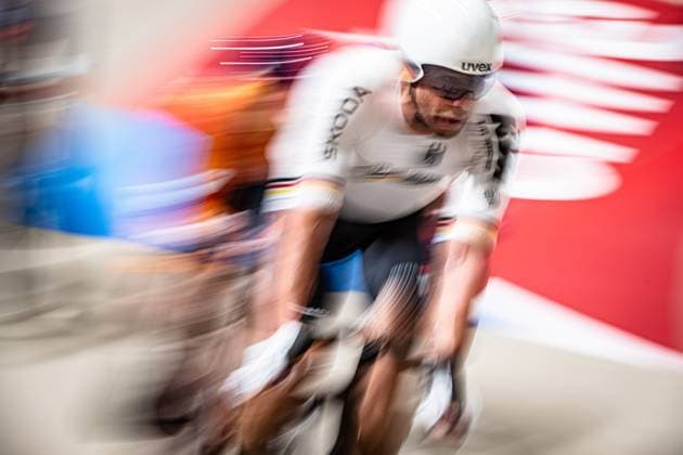 KLUGE Roger: UCI Track cycling, Rad, Radsport, Bahnrad, Bahn World Championships 2025 KLUGE Roger ( GER ) Germany Querformat - quer - horizontal - Landscape - Event Veranstaltung: UCI Track Cycling World Championships 2025 - Category Kategorie: Cycling - Track Cycling World Championships - Elite Men - Location Ort: South America Chile - Santiago de Chile - Velodromo Parque Penalolen Instituto - Discipline: Points Race - Distance: 40 km - Date Datum: 24.10.2025 Thursday Day 3 -