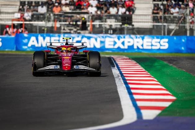 2025 Formula One Mexican Grand Prix Autodromo Hermanos Rodriguez, Mexico City, Mexico. 24.October.2025; Lewis Hamilton of Great Britain and Scuderia Ferrari during Free Practice 2 Formula One Mexican Grand Prix (Photo by Jay Hirano) Mexico City Autodromo Hermanos Rodriguez Mexico Copyright: xJayxHiranox