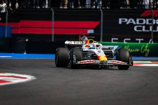 2025 Formula One Mexican Grand Prix Autodromo Hermanos Rodriguez, Mexico City, Mexico. 24.October.2025; Isack Hadjar of France and Visa Cash App RB Formula One Team during Free Practice 1 Formula One Mexican Grand Prix (Photo by Jay Hirano) Mexico City Autodromo Hermanos Rodriguez Mexico Copyright: xJayxHiranox