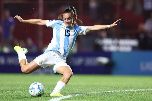 Argentina s midfielder Florencia Bonsegundo shoots the ball during the CONMEBOL Women s Nations League football match, qualifier for the 2027 World Cup in Brazil, between Argentina and Paraguay, at the Diego Armando Maradona stadium in Buenos Aires, Argentina on October 24, 2025. BUENOS AIRES ARGENTINA Copyright: xALEJANDROxPAGNIx