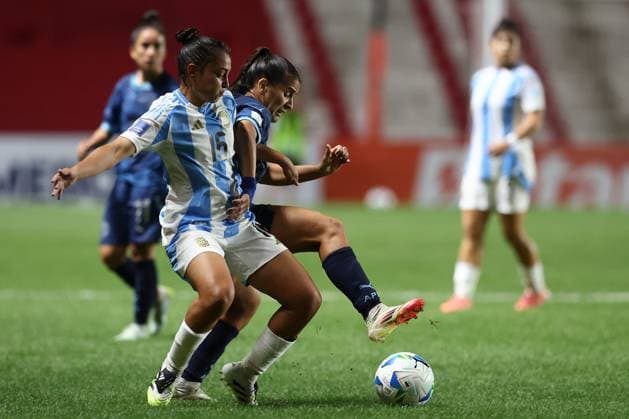 Argentina s midfielder Sofia Dominguez (L) vies for the ball with Paraguay s defender Camila Arrieta during the CONMEBOL Women s Nations League football match, qualifier for the 2027 World Cup in Brazil, between Argentina and Paraguay, at the Diego Armando Maradona stadium in Buenos Aires, Argentina on October 24, 2025. BUENOS AIRES ARGENTINA Copyright: xALEJANDROxPAGNIx