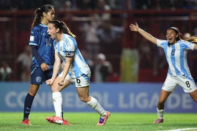 Argentina s defender Aldana Cometti (C) celebrates after scoring the team™s first goal during the CONMEBOL Women s Nations League football match, qualifier for the 2027 World Cup in Brazil, between Argentina and Paraguay, at the Diego Armando Maradona stadium in Buenos Aires, Argentina on October 24, 2025. BUENOS AIRES ARGENTINA Copyright: xALEJANDROxPAGNIx
