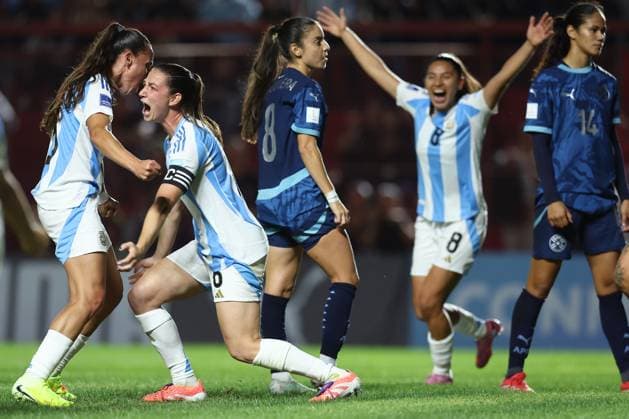 Argentina s defender Aldana Cometti (2nd-L) celebrates with teammates after scoring the team™s first goal during the CONMEBOL Women s Nations League football match, qualifier for the 2027 World Cup in Brazil, between Argentina and Paraguay, at the Diego Armando Maradona stadium in Buenos Aires, Argentina on October 24, 2025. BUENOS AIRES ARGENTINA Copyright: xALEJANDROxPAGNIx