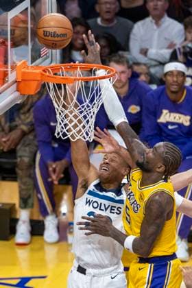 October 24, 2025, Los Angeles, California, USA: Minnesota Timberwolves Jaylen Clark (22) goes to the basket under pressure from Los Angeles LakersÃ¢â‚¬â ¢ Deandre Ayton (5) during an NBA, Basketball Herren, USA basketball game, in Los Angeles Friday, Oct. 24, 2025. Los Angeles USA - ZUMAc68_ 20251024_zaf_c68_060 Copyright: xRingoxChiux