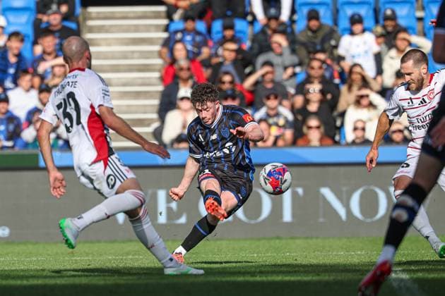 ALEAGUE AUCKLAND WANDERERS, Auckland FC s Jesse Randal during the A-League Men Round 2 match between Auckland FC and the Western Sydney Wanderers at Go Media Stadium in Auckland, Saturday, October 25, 2025. ( NO ARCHIVING, EDITORIAL USE ONLY, IMAGES TO BE USED FOR NEWS REPORTING PURPOSES ONLY, NO COMMERCIAL USE WHATSOEVER, NO USE IN BOOKS WITHOUT PRIOR WRITTEN CONSENT FROM AAP AUCKLAND NEW ZEALAND  Copyright: xShanexWenzlickx 20251025128881823637