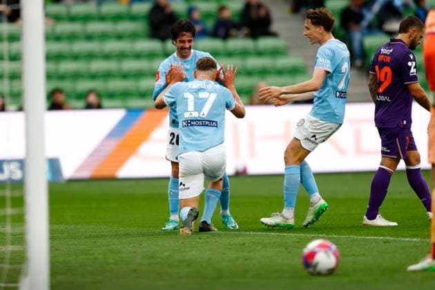 ALEAGUE CITY GLORY, City players celebrate their teams second goal scored by Max Caputo of Melbourne City during the A-League MenÕs Round 2 match between Melbourne City and the Perth Glory at AAMI Park in Melbourne, Saturday, October 25, 2025. ( NO ARCHIVING, EDITORIAL USE ONLY MELBOURNE VICTORIA AUSTRALIA  Copyright: xCONxCHRONISx 20251025197493284965