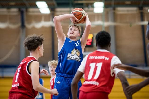 GER, U14 Frankfurt Skyliners - Team Duesseldorf Koeln Leverkusen, Herbstcup der Porsche Basketball-Akademie 2025, Basketball, 25.10.2025 GER, U14 Frankfurt Skyliners - Team Duesseldorf Koeln Leverkusen, Herbstcup der Porsche Basketball-Akademie 2025, Basketball, 25.10.2025 Ludwigsburg Copyright: xSandyxDinkelackerx EP_EER