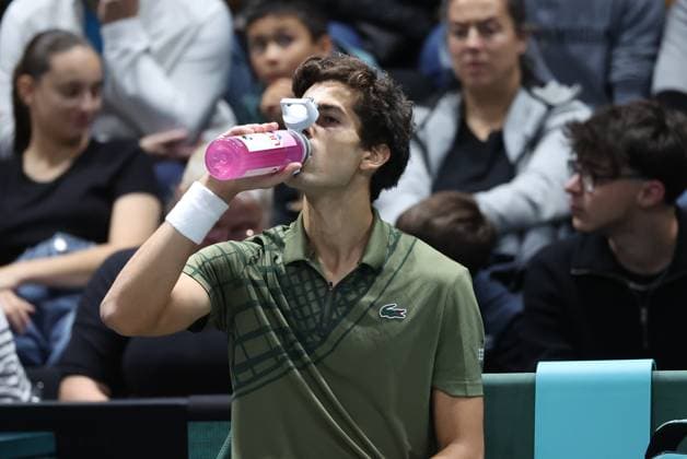 ROLEX PARIS MASTERS TENNIS 2025 Thierry Larret MAXPPP - Nanterre (92) 22 10 2025 Thierry Larret Maxppp. Tennis. Rolex Paris Masters. Paris La Defense, Nanterre (92). Du 25 octobre au 2 novembre 2025. Qualifications : Pierre Hugues Herbert (FRA) vs Valentin ROYER (FRA) Nanterre (92) PARIS LA DEFENSE ARENA ILE DE FRANCE FRANCE  Copyright: xMAXPPPxThierryxLarretx TLR202510251156 TLR202510251156