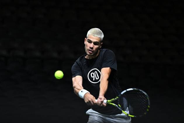 Practice Day At 2025 Rolex Paris Masters - France Carlos Alcaraz (ESP) during practice at the 2025 Rolex Paris Masters at the U Arena in Paris, FRANCE, on October 24, 2025. Photo by Corinne Dubreuil ABACAPRESS.COM Paris France  Copyright: xDubreuilxCorinne ABACAx