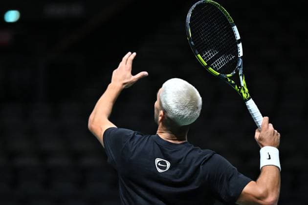 Practice Day At 2025 Rolex Paris Masters - France Carlos Alcaraz (ESP) during practice at the 2025 Rolex Paris Masters at the U Arena in Paris, FRANCE, on October 24, 2025. Photo by Corinne Dubreuil ABACAPRESS.COM Paris France  Copyright: xDubreuilxCorinne ABACAx