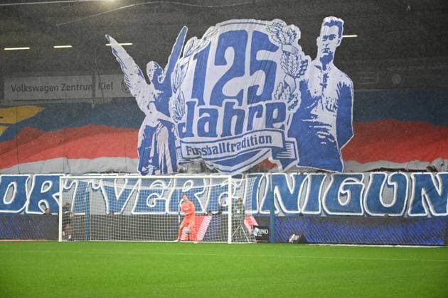25.10.2025, Fußball, Herren, 2.BL (2. Bundesliga), Saison 2025 2026, Holstein Kiel - VfL Bochum, 10. Spieltag Choreografie der Holstein Fans Kiel, Holstein-Stadion Holstein-Stadion Schleswig-Holstein Deutschland