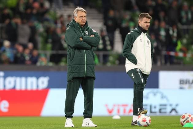 24.10.2025, xtgx, Fussball 1. Bundesliga, SV Werder Bremen - 1. FC Union Berlin, v.l. Horst Steffen (Bremen, Trainer), Co Trainer Raphael Duarte (DFL DFB REGULATIONS PROHIBIT ANY USE OF PHOTOGRAPHS as IMAGE SEQUENCES and or QUASI-VIDEO) Bremen *** 24 10 2025, xtgx, Soccer 1 Bundesliga, SV Werder Bremen 1 FC Union Berlin, v l Horst Steffen Bremen, Coach , Co Coach Raphael Duarte DFL DFB REGULATIONS PROHIBIT ANY USE OF PHOTOGRAPHS as IMAGE SEQUENCES and or QUASI VIDEO Bremen