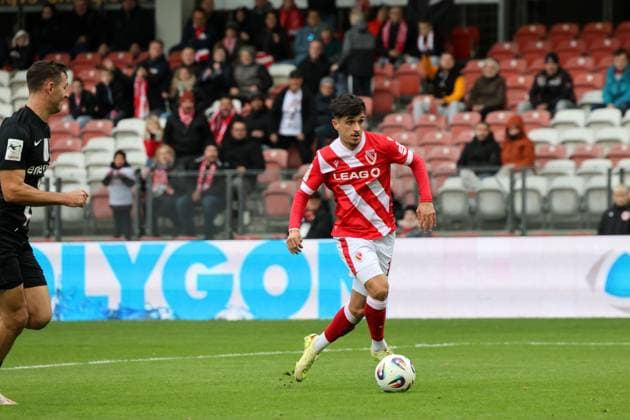 19 Jannis Boziaris (Energie Cottbus) erzielt das 1-0 für Cottbus Fussball 3. Liga 2025 2026 FC Energie Cottbus - TSV Havelse