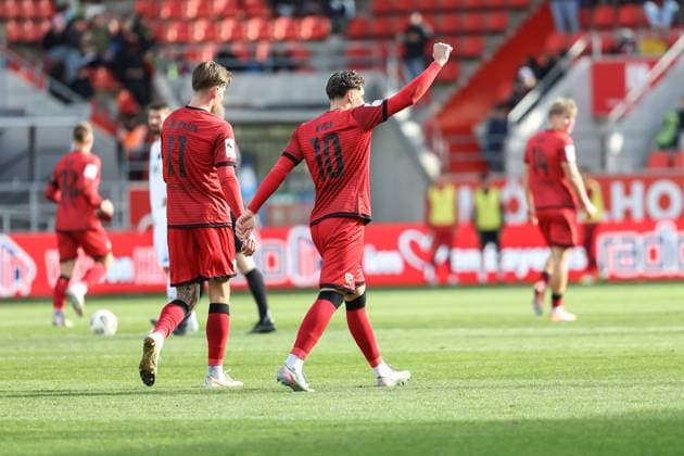 3. Liga; FC Ingolstadt 04 - 1. FC Saarbrücken; Tor Jubel Treffer Dennis Kaygin (10, FCI) Frederik Christensen (11, FCI) 3. Liga - FC Ingolstadt 04 Saison 2025 2026 1. FC Saarbrücken
