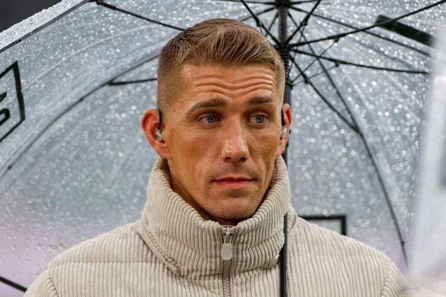 Mönchengladbach, Deutschland, 25.10.25: Experte Nils Petersen schaut waehrend des Spiels der Bundesliga zwischen Borussia Mönchengladbach vs FC Bayern München im Stadion im Borussia Park Mönchengladbach Stadion im Borussia Park North Rhine-Westphalia Germany Copyright: xBrauer-Fotoagenturx xAdrianxSchlx