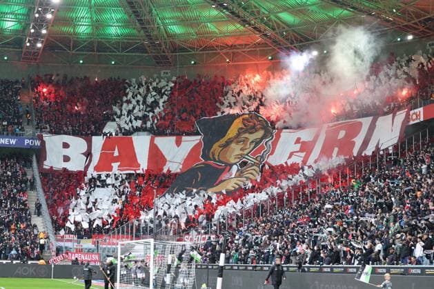 GER, 1.FBL. Borussia Moenchengladbach vs FC Bayern Muenchen 25.10.2025, Borussia Park, Moenchengladbach, GER, 1.FBL. Borussia Moenchengladbach vs FC Bayern Muenchen , im Bild: Choreo Bayern Fans