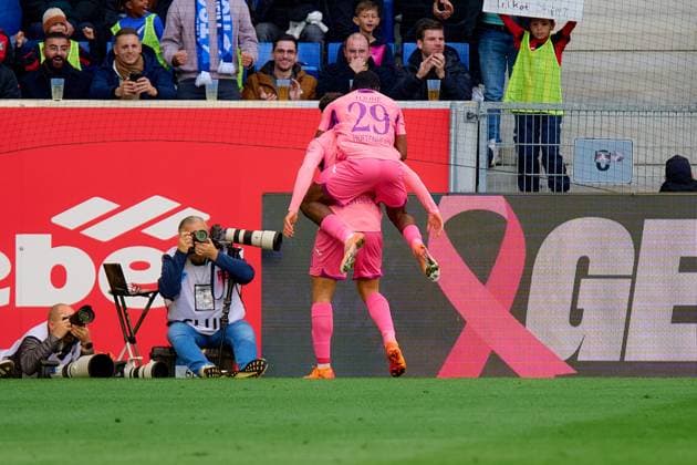 1.?? Fussball Bundesliga: TSG Hoffenheim vs. 1. FC Heidenheim; 25.10.2025 Bazoumana Toure (29; TSG Hoffenheim) und Andrej Kramaric (27; TSG Hoffenheim) feiern Torjubel in der PreZero Arena 1. Bundesliga: TSG Hoffenheim gegen 1. FC Heidenheim am 25.10.2025 in der PreZero Arena in Sinsheim. DFL REGULATIONS PROHIBIT ANY USE OF PHOTOGRAPHS AS IMAGE SEQUENCES AND OR QUASI-VIDEO. Copyright: xBEAUTIFULxSPORTS Gelhardtx