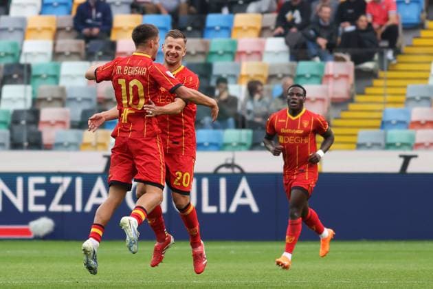 Lecce s Medon Berisha celebrates after scoring the 2-1 goal for his team during the Serie A soccer match between Udinese and Lecce at the Bluenergy Stadium in Udine, north east Italy - Saturday, October 25,2026 - soccer  Copyright: xAndreaxBressanutti LaPressex