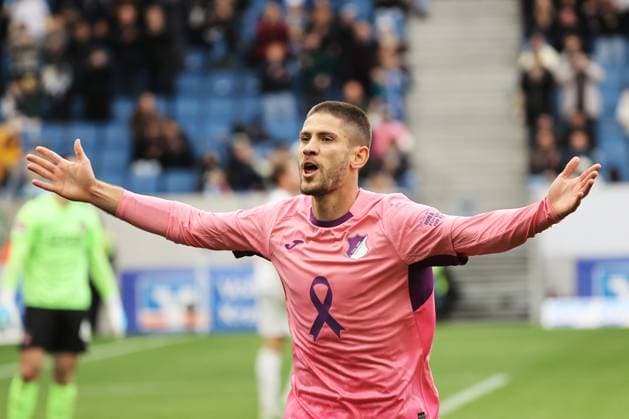 25.10.2025, xtvx, Fussball 1.Bundesliga, TSG 1899 Hoffenheim - 1.FC Heidenheim v.l. Goal scored, Tor zum 3:0 Andrej Kramaric (TSG 1899 Hoffenheim) Torjubel, Goal celebration, celebrate the goal, celebrates scoring (DFL DFB REGULATIONS PROHIBIT ANY USE OF PHOTOGRAPHS as IMAGE SEQUENCES and or QUASI-VIDEO) Sinsheim