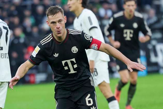 Joshua Kimmich (FC Bayern Muenchen) bejubelt seinen Treffer zum 0:1, Bundesliga, Borussia Mönchengladbach v FC Bayern München, Stadion im Borussia-Park am 25. October 2025 in Mönchengladbach, Deutschland. (Foto von Marco Steinbrenner DeFodi Images) Joshua Kimmich (FC Bayern Muenchen) celebrates after scoring his teams first goal, Bundesliga, Borussia Mönchengladbach v FC Bayern München, Stadion im Borussia-Park, October 25, 2025 in Mönchengladbach, Germany. (Photo by Marco Steinbrenner DeFodi Images) DFL regulations prohibit any use of photographs as image sequences and or quasi-video. Joshua Kimmich FC Bayern Muenchen celebrates his goal for 0 1, Bundesliga, Borussia Mönchengladbach v FC Bayern München, Stadion im Borussia Park, October 25, 2025 in Mönchengladbach, Germany Photo by Marco Steinbrenner DeFodi Images Joshua Kimmich FC Bayern Muenchen celebrates after scoring his teams first goal, Bundesliga, Borussia Mönchengladbach v FC Bayern München, Stadion im Borussia Park, October 25, 2025 in Mönchengladbach, Germany Photo by Marco Steinbrenner DeFodi Images DFL regulations prohibit any use of photographs as image sequences and or quasi video