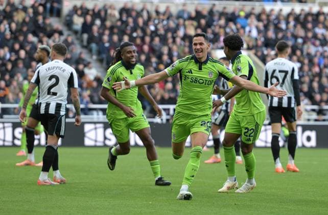 Sasa Lukic of Fulham celebrates scoring the equalising goal 1-1 Newcastle United v Fulham, Premier League, Football, St James Park, Newcastle, UK - 25 Oct 2025Newcastle St James Park United Kingdom EDITORIAL USE ONLY No use with unauthorised audio, video, data, fixture lists, club league logos or live services. Online in-match use limited to 120 images, no video emulation. No use in betting, games or single club league player publications. Copyright: xGreigxCowie Shutterstockx 15593332ay