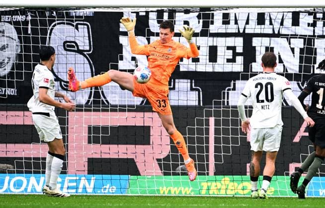 Fussball, Bundesliga, Deutschland, Herren, Saison 2025 2026, 1. Spieltag, Borussia Park Mönchengladbach, Bor. Mönchengladbach - FC Bayern München; Moritz Nicolas (BMG). Aktion, Einzelbild.