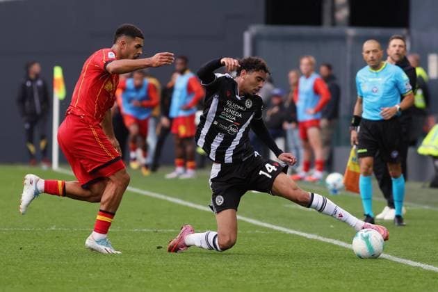 Udinese s Arthur Atta during the Serie A soccer match between Udinese and Lecce at the Bluenergy Stadium in Udine, north east Italy - Saturday, October 25,2026 - soccer  Copyright: xAndreaxBressanutti LaPressex