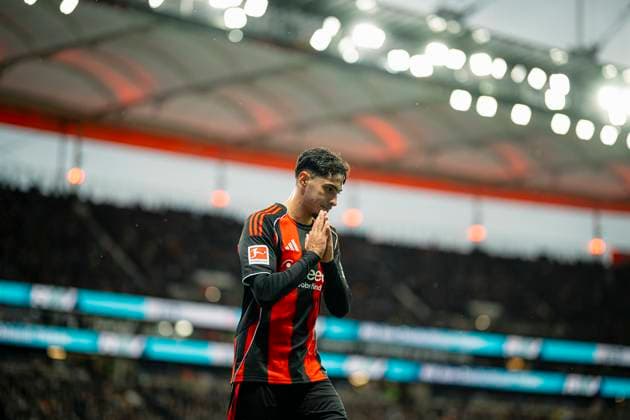 Fußball I Herren I Saison 2025-2026 I Bundesliga I 8. Spieltag I Eintracht Frankfurt - FC St. Pauli I 25.10.2025 Fares ChaÃ¯bi ( 8, Eintracht Frankfurt) Frankfurt Deutsche Bank Park Hessen Deutschland Copyright: xLobeca MaxxKrausex